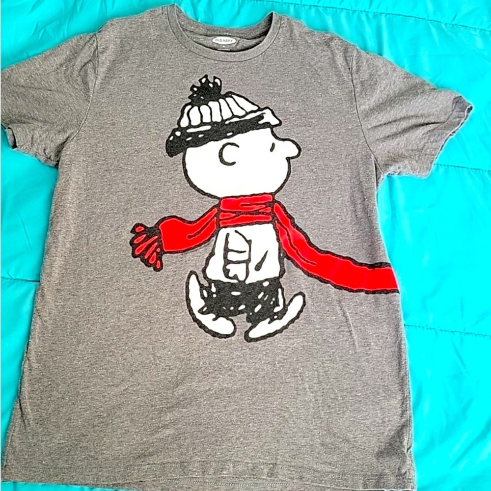 Classic Charlie Brown Graphic T-Shirt (EUC)